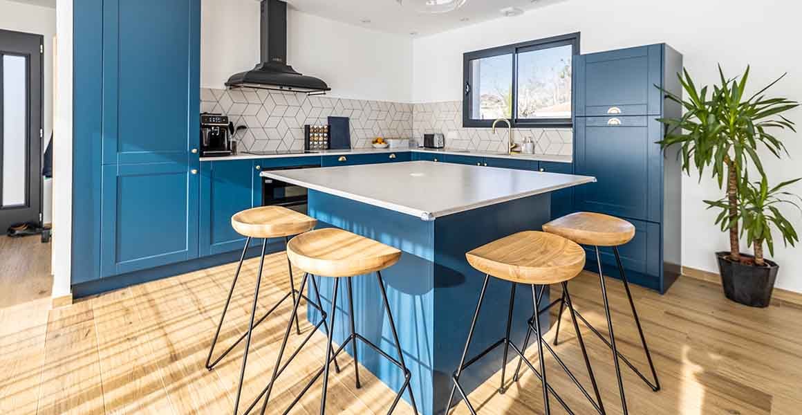 15 idées d'îlot central avec espace repas : pour des moments conviviaux